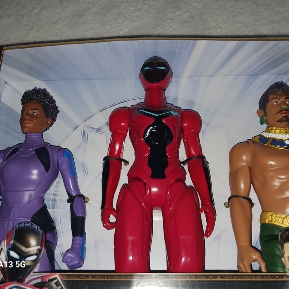 Black Panther Wakanda Forever Titan Hero Series Action Figures - Picture 3 of 3